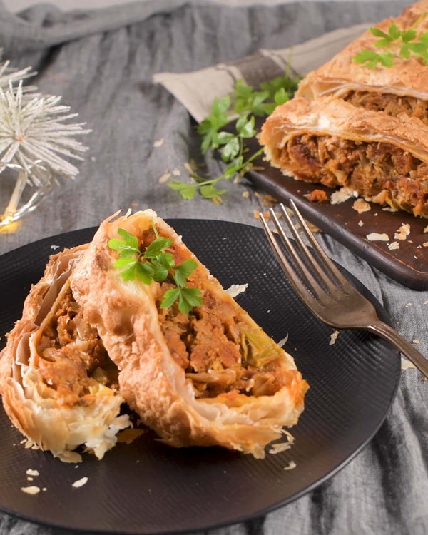 Meat strudel – spicy, traditional &amp; hearty filling